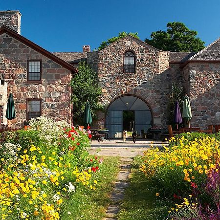 Ste. Anne'S Spa Grafton Екстериор снимка