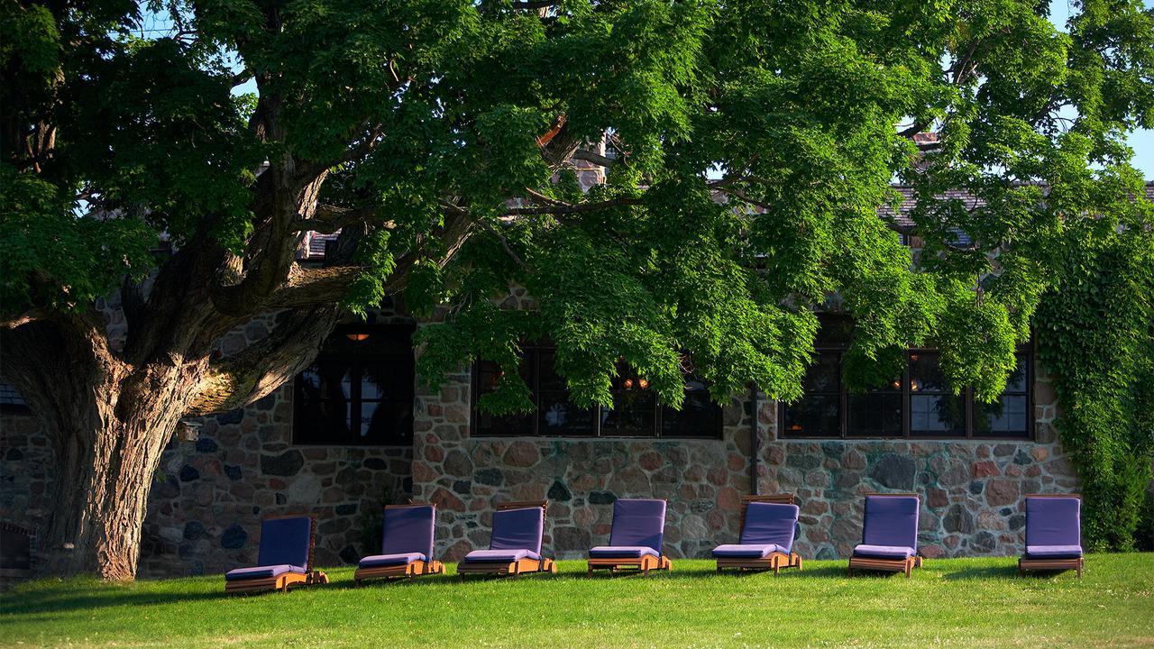 Ste. Anne'S Spa Grafton Екстериор снимка